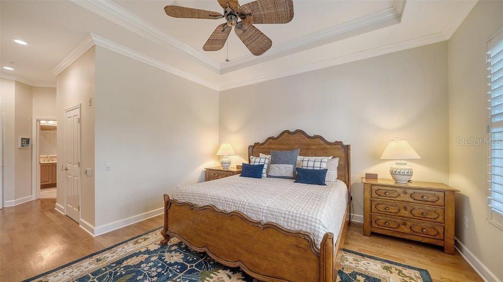 Image 21 of 52 For 5208 Parisienne Place 202b33