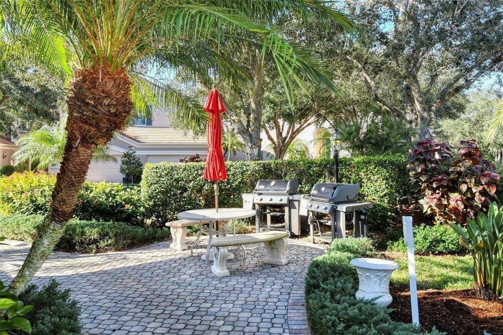 Image 42 of 52 For 5208 Parisienne Place 202b33