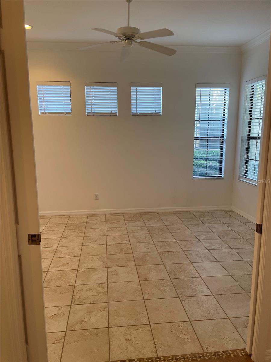 Image 17 of 18 For 7119 Presidio Glen