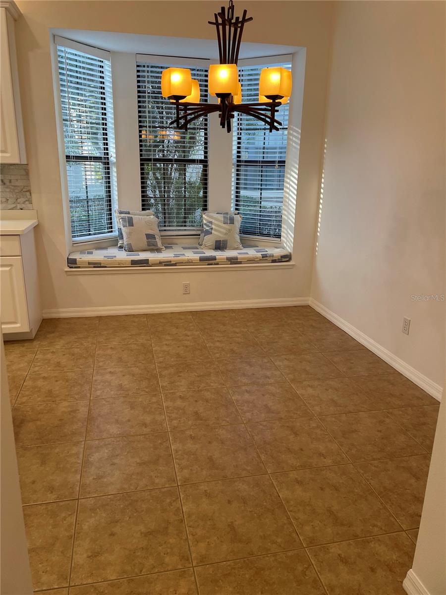 Image 6 of 18 For 7119 Presidio Glen