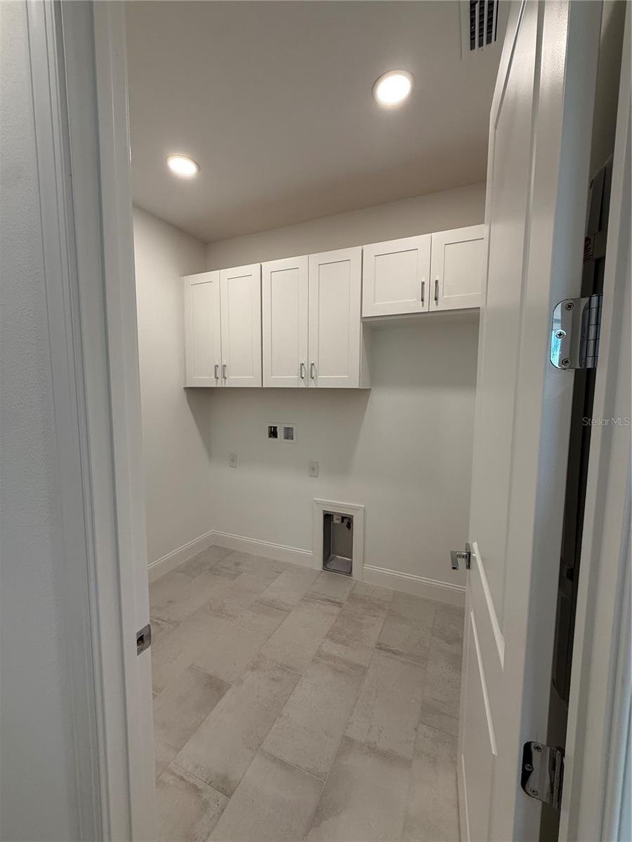 Image 10 of 40 For 5831 Freestone Circle