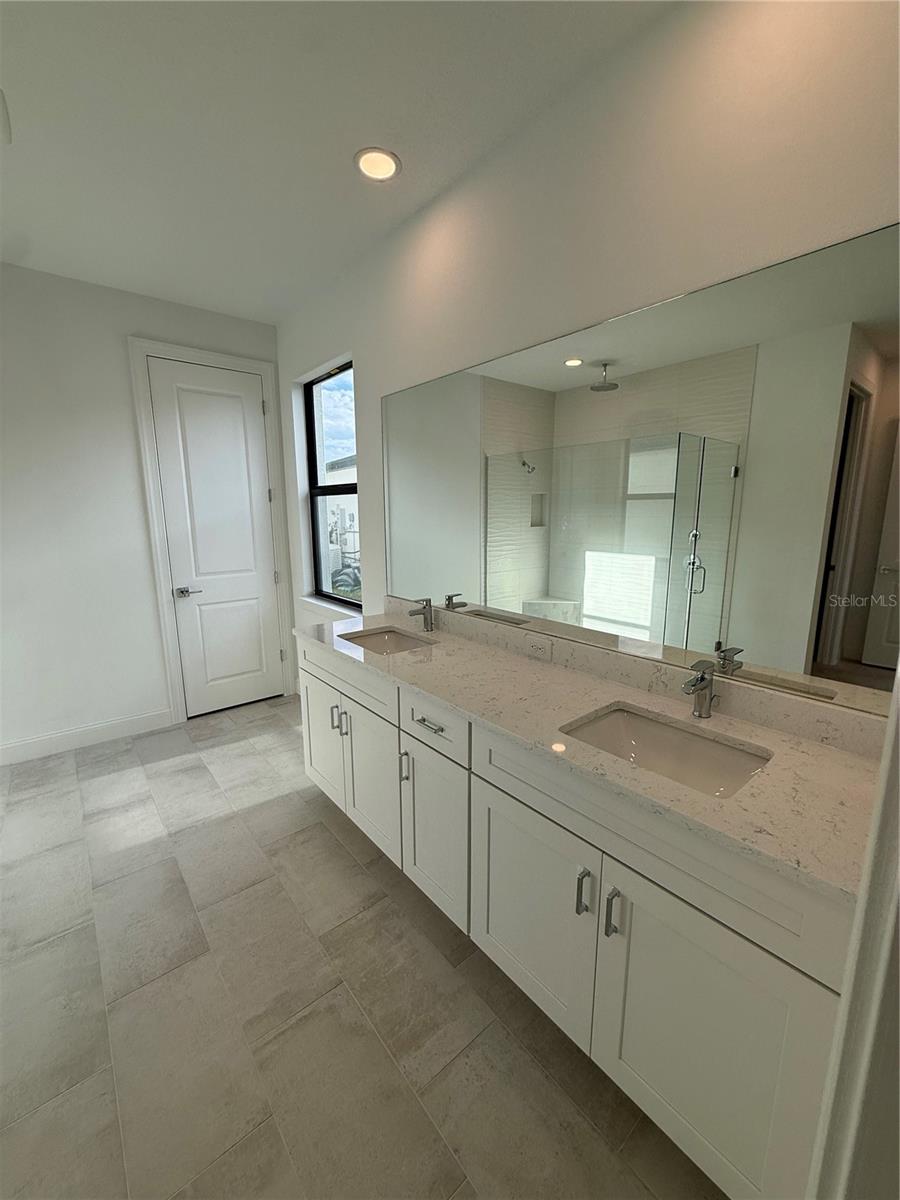 Image 30 of 40 For 5831 Freestone Circle