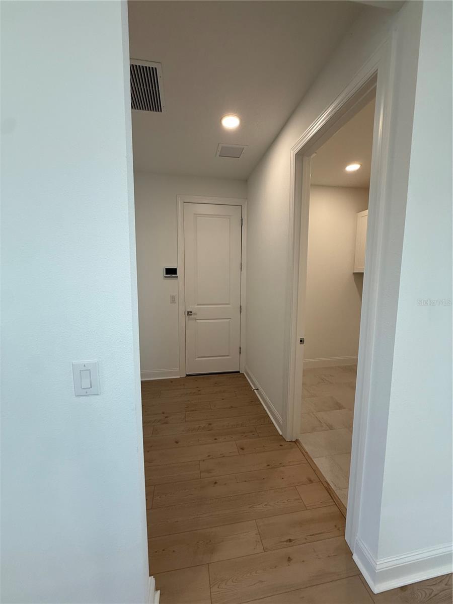 Image 9 of 40 For 5831 Freestone Circle