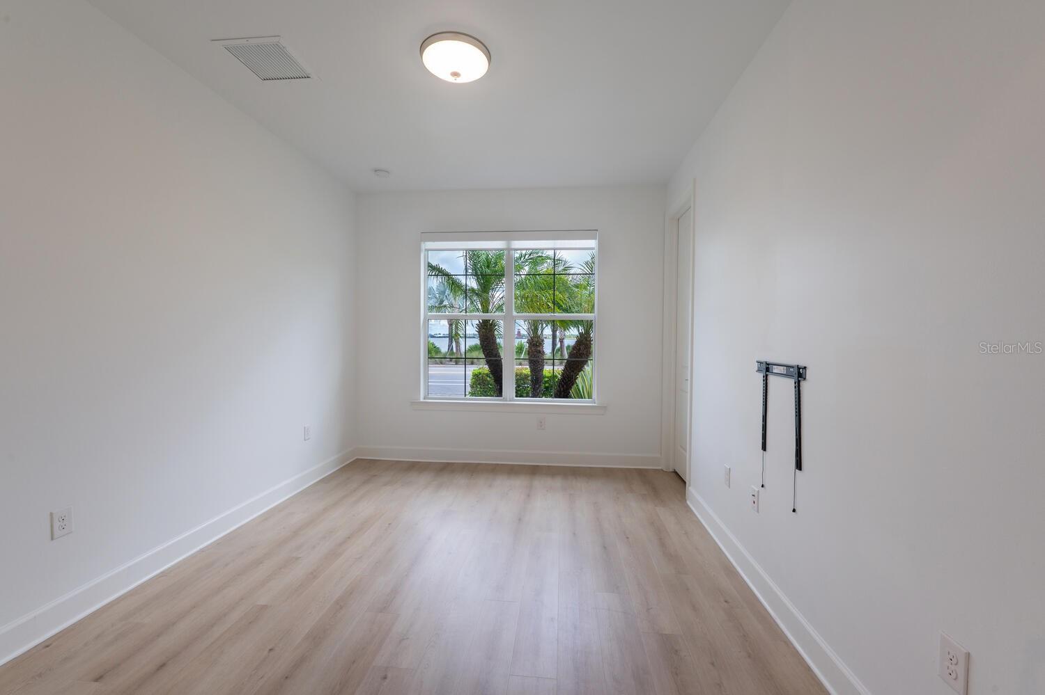 Image 42 of 82 For 16984 Curry Preserve Drive