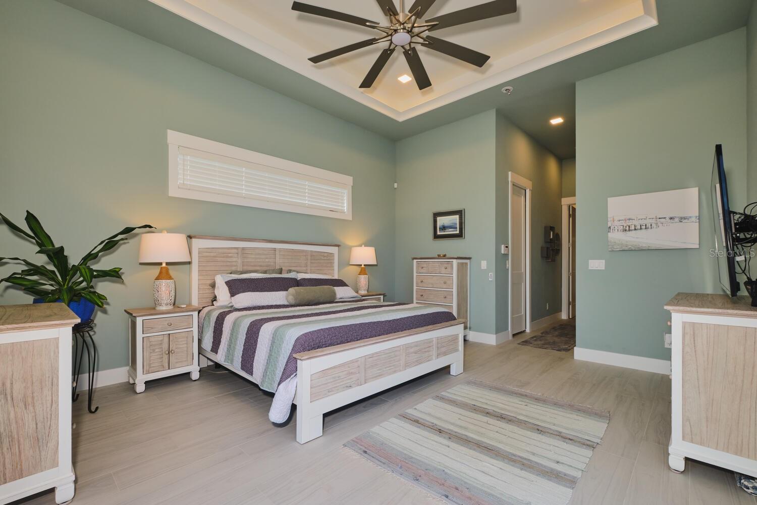 Image 16 of 61 For 2126 Via Veneto Drive