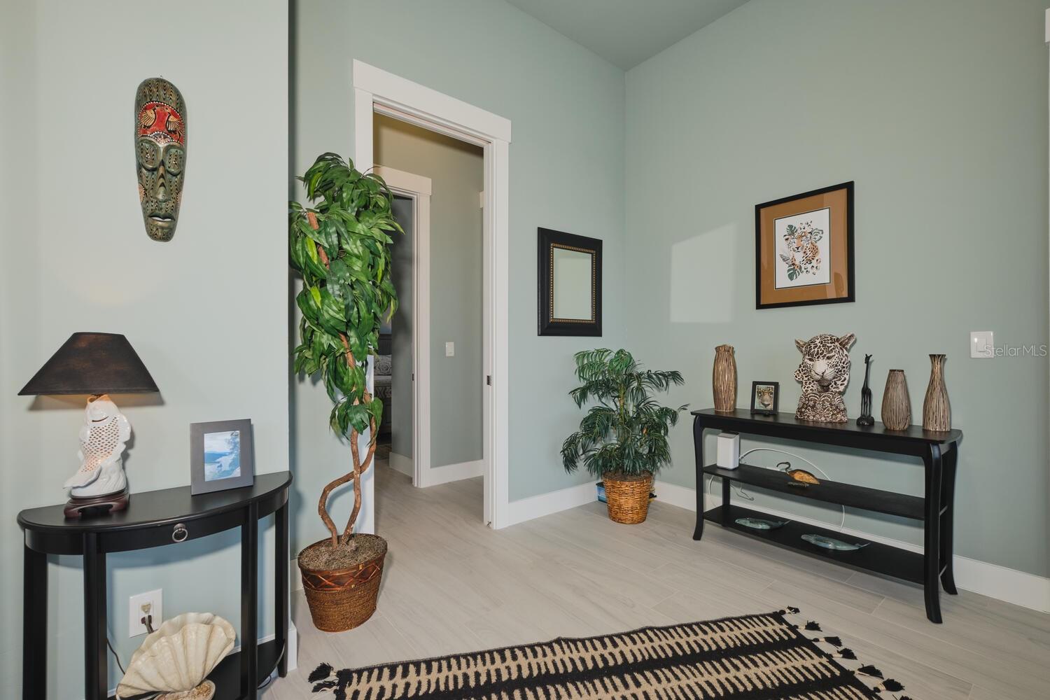 Image 20 of 61 For 2126 Via Veneto Drive