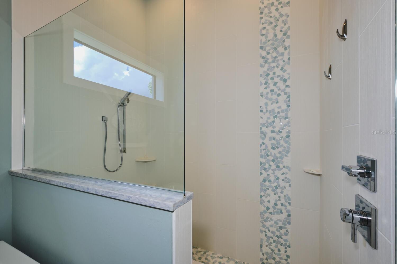 Image 22 of 61 For 2126 Via Veneto Drive