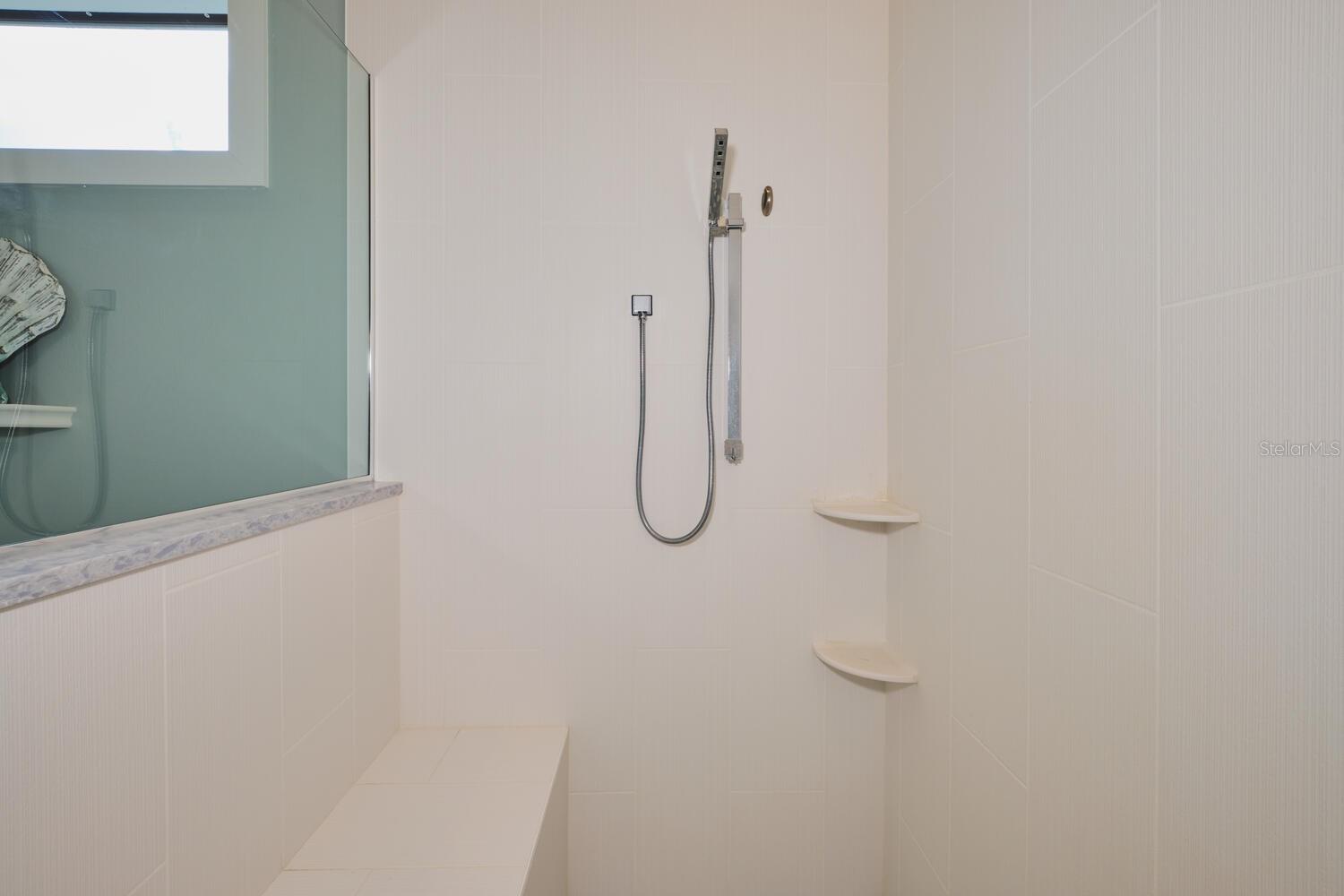 Image 24 of 61 For 2126 Via Veneto Drive