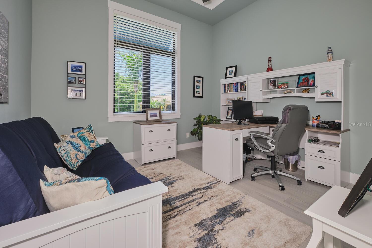 Image 33 of 61 For 2126 Via Veneto Drive