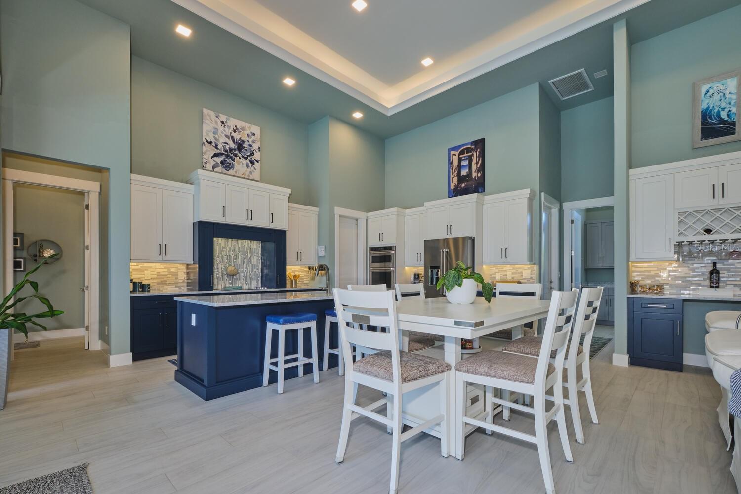 Image 42 of 61 For 2126 Via Veneto Drive