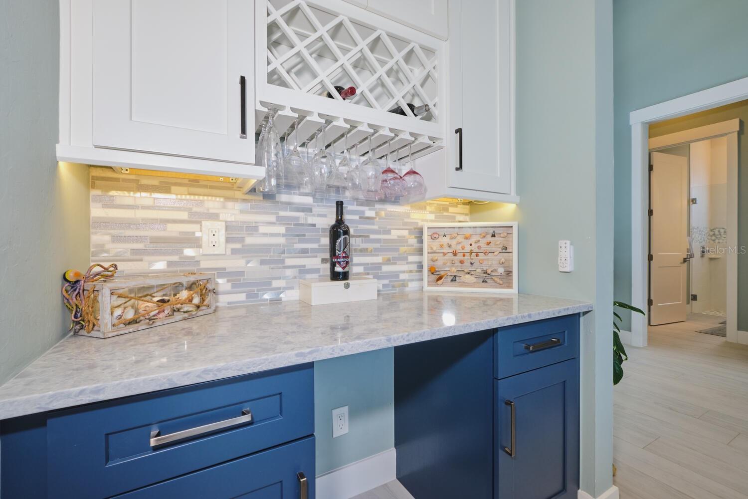 Image 8 of 61 For 2126 Via Veneto Drive