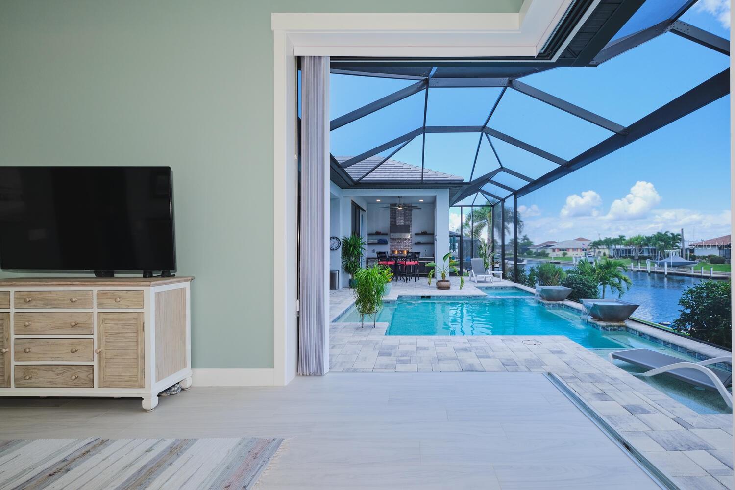 Image 9 of 61 For 2126 Via Veneto Drive