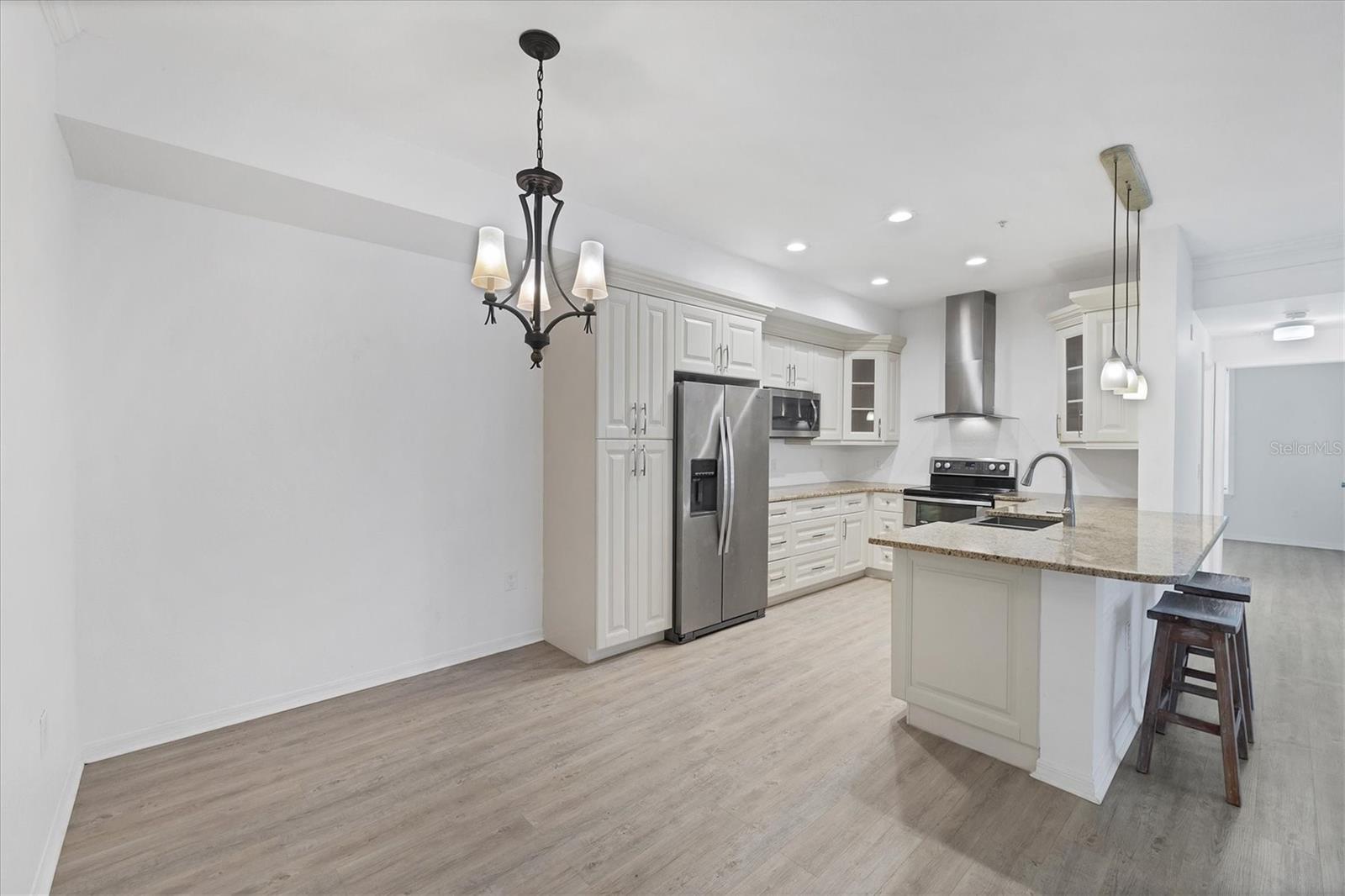 Image 10 of 43 For 4126 Central Sarasota Parkway 2017