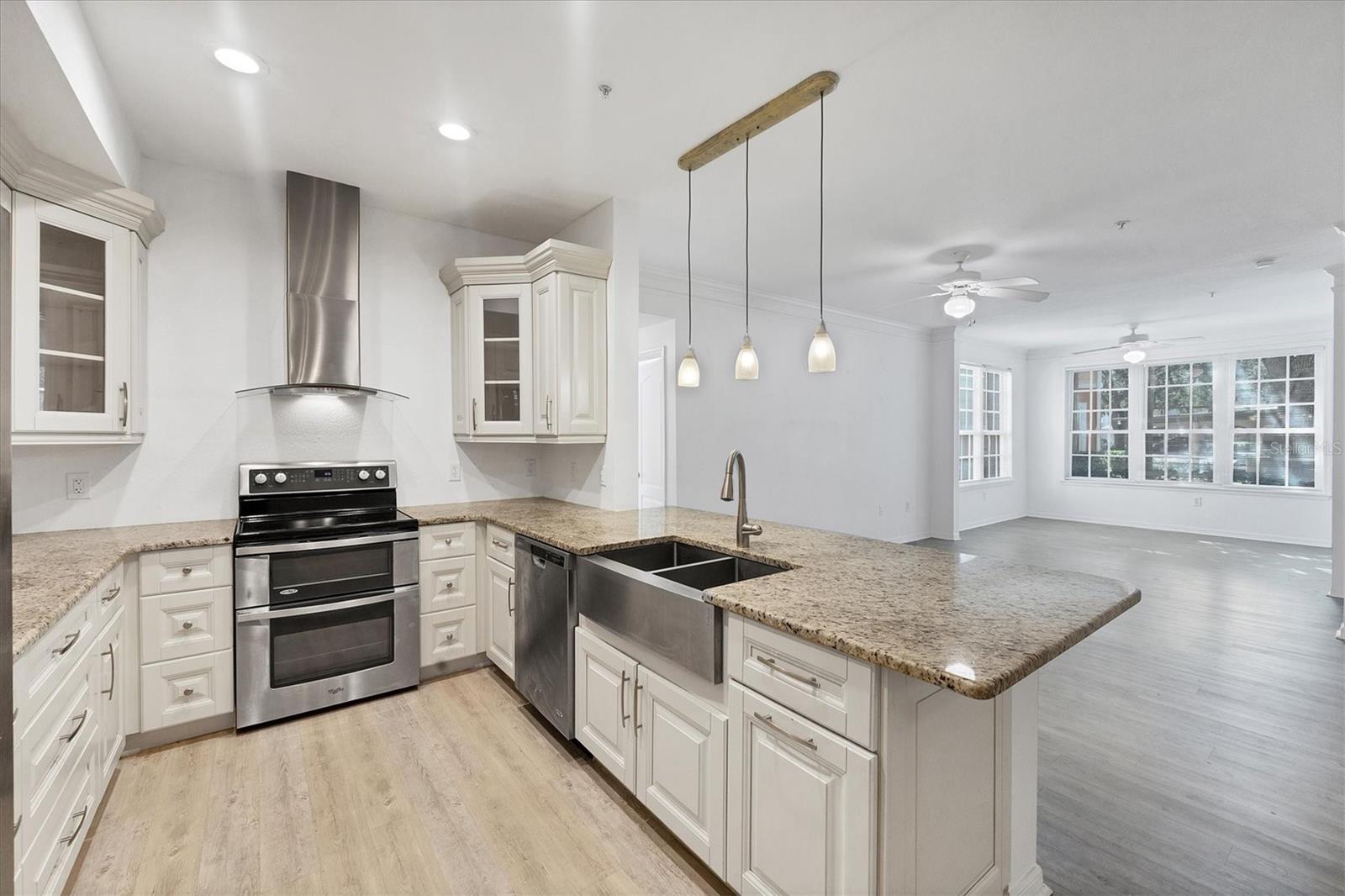 Image 11 of 43 For 4126 Central Sarasota Parkway 2017