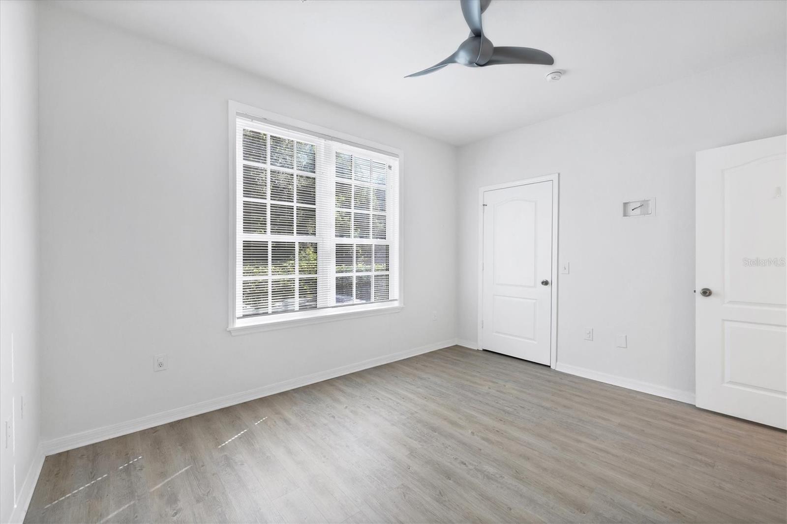 Image 15 of 43 For 4126 Central Sarasota Parkway 2017