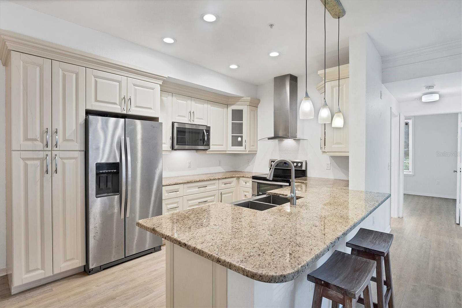 Image 7 of 43 For 4126 Central Sarasota Parkway 2017