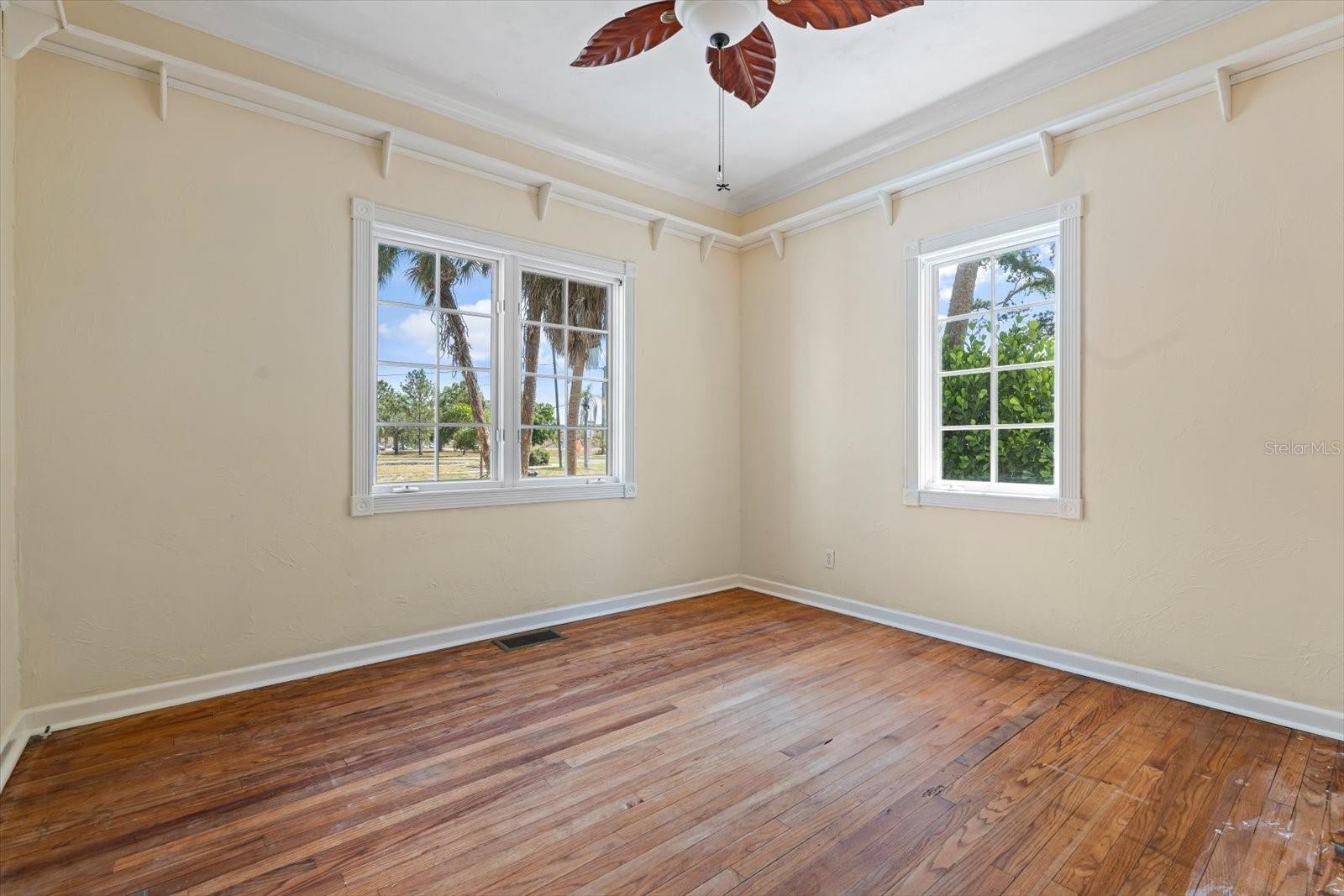 Image 34 of 49 For 7754 Westmoreland Drive