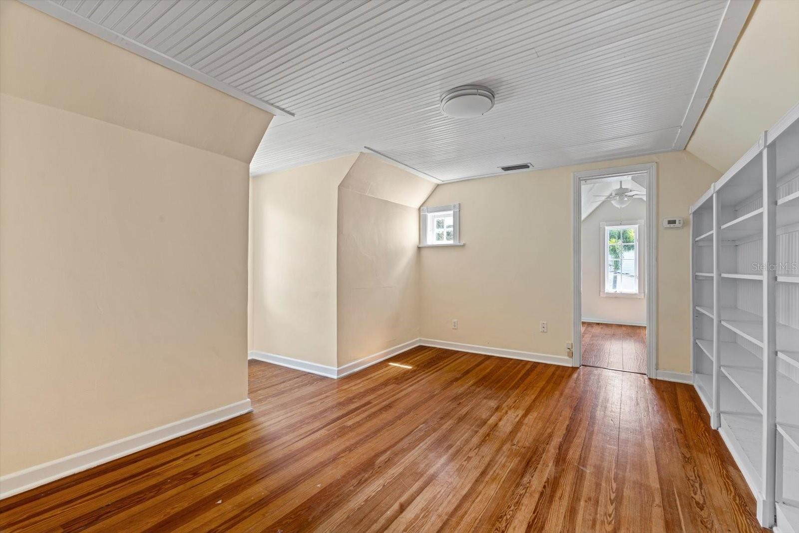 Image 39 of 49 For 7754 Westmoreland Drive