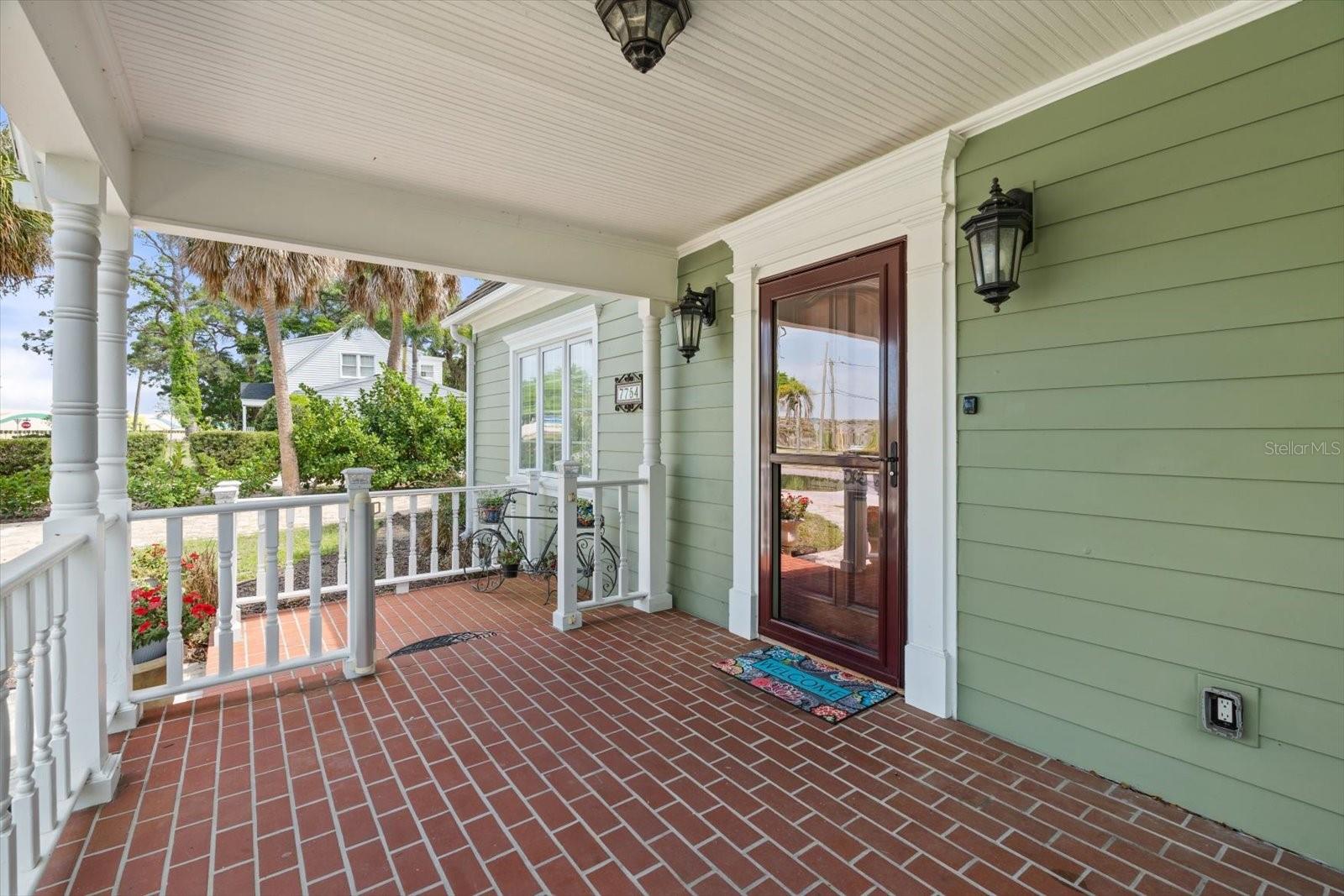 Image 4 of 49 For 7754 Westmoreland Drive