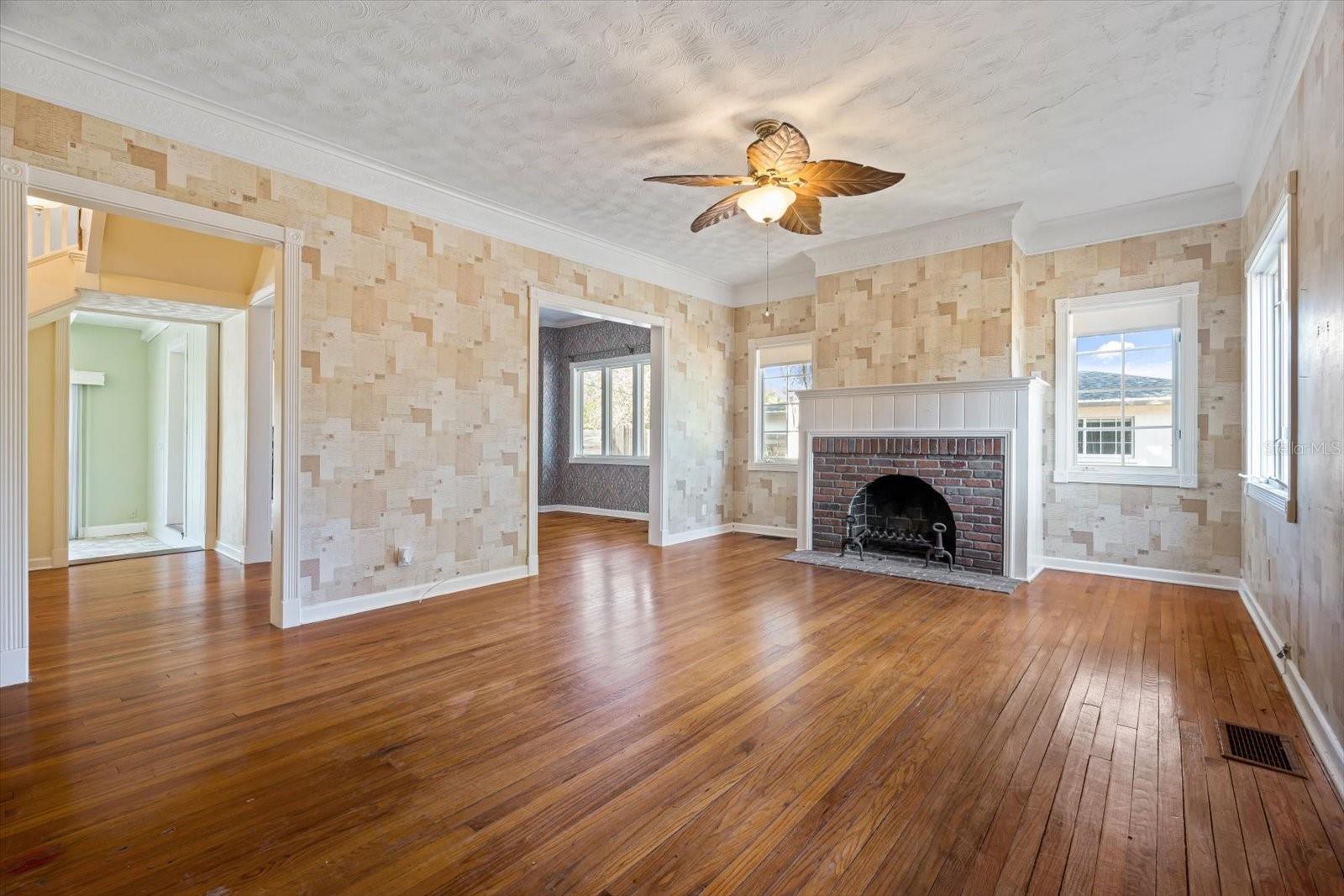 Image 6 of 49 For 7754 Westmoreland Drive
