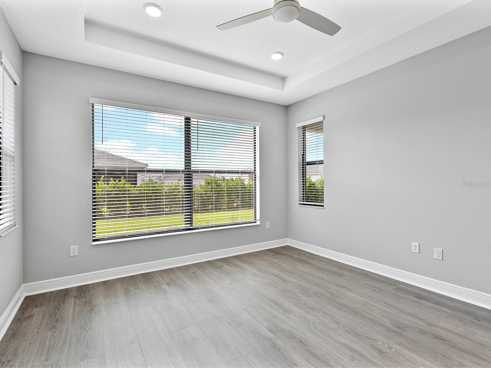 Image 21 of 62 For 4927 Carova Way