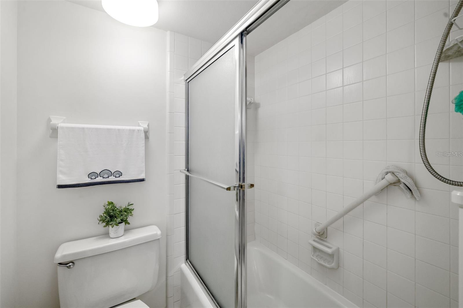 Image 21 of 54 For 7201 Curtiss Avenue 2d
