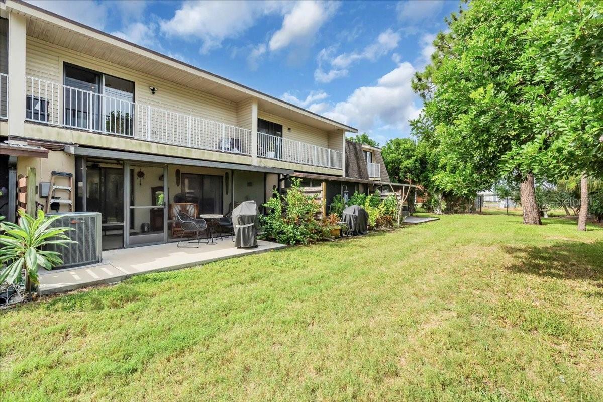 Image 16 of 39 For 5314 36th Avenue Circle W F3