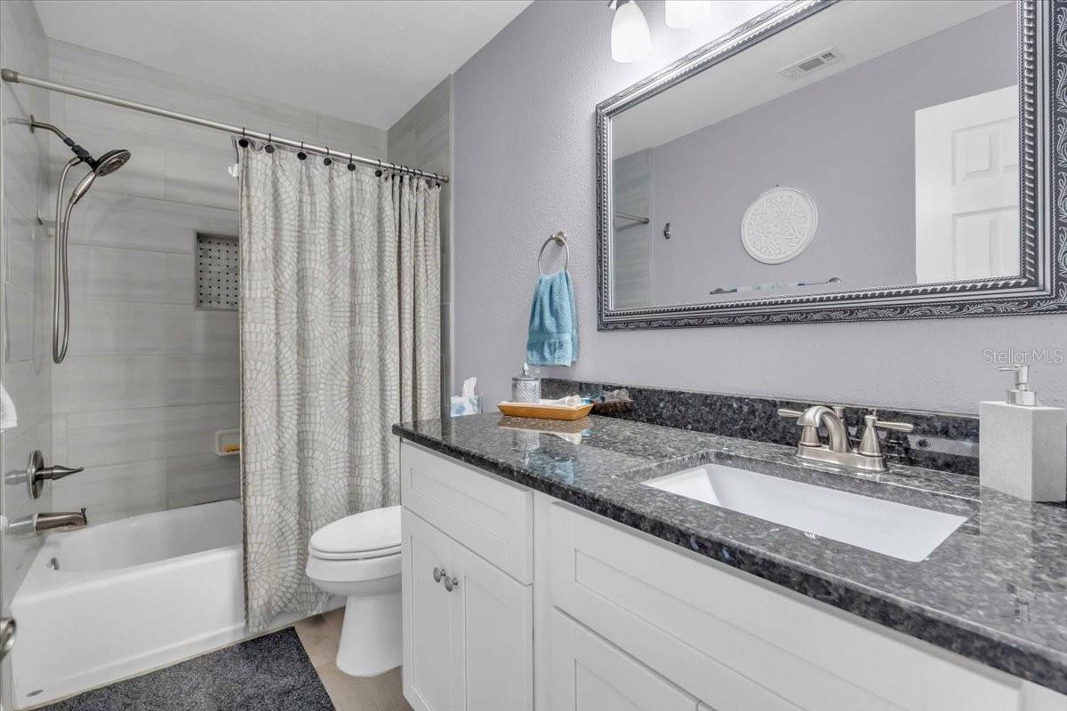 Image 31 of 39 For 5314 36th Avenue Circle W F3
