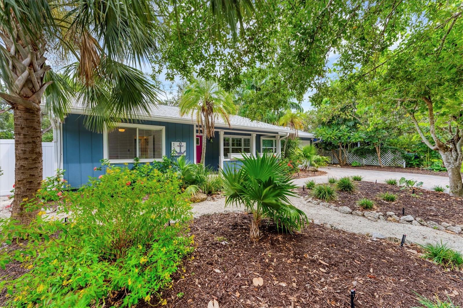 Details for 121 32nd Street W, BRADENTON, FL 34205