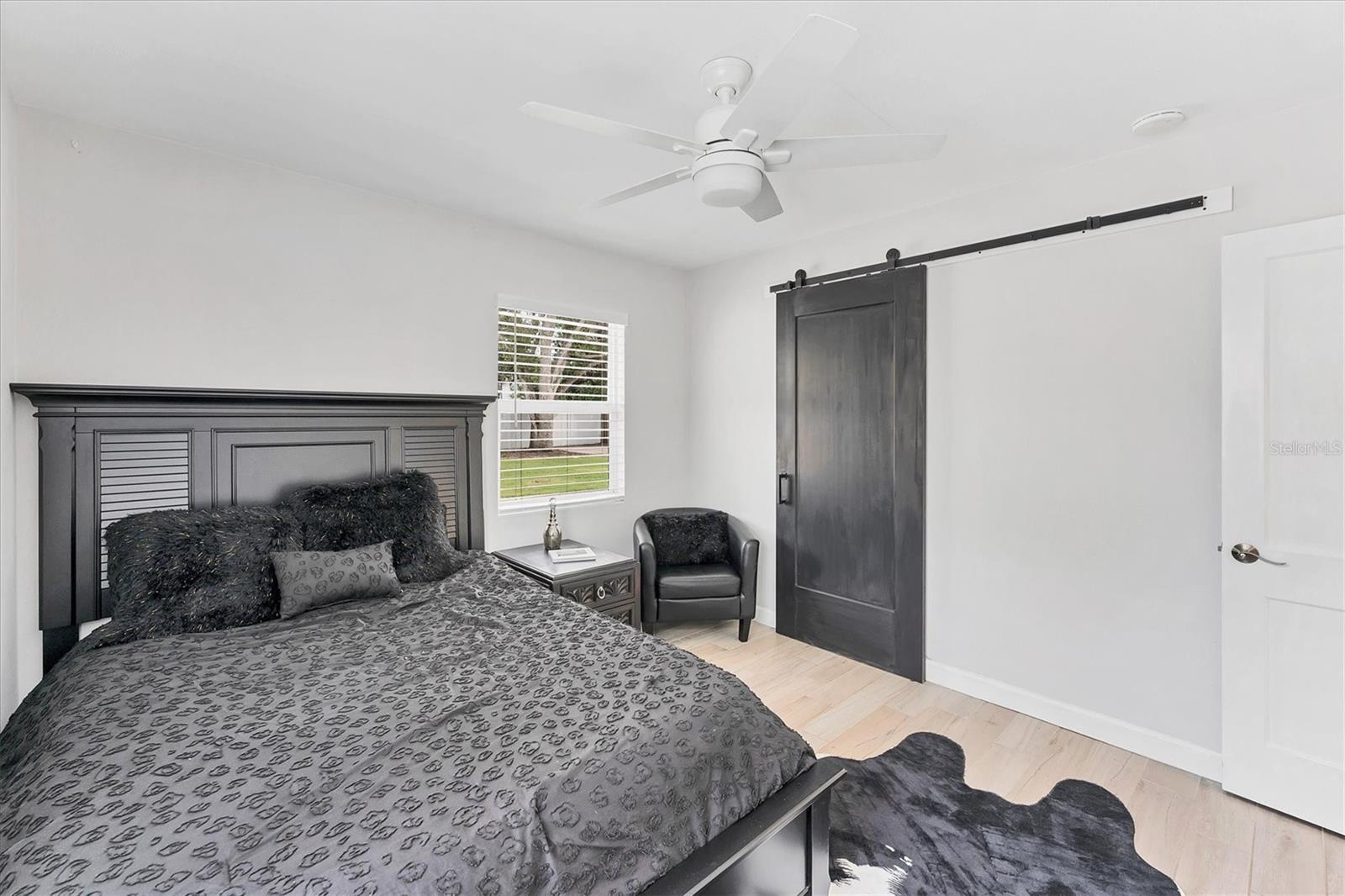 Image 17 of 30 For 121 32nd Street W
