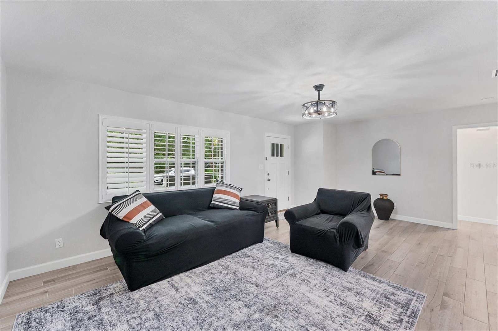 Image 8 of 30 For 121 32nd Street W
