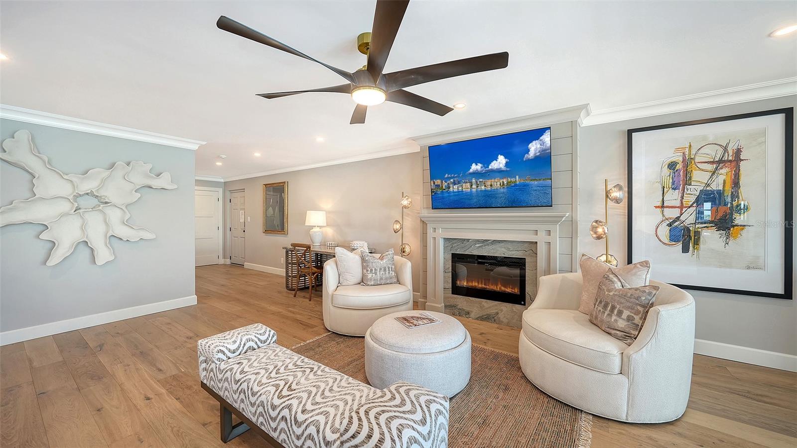 Image 10 of 39 For 4708 Ocean Boulevard E7