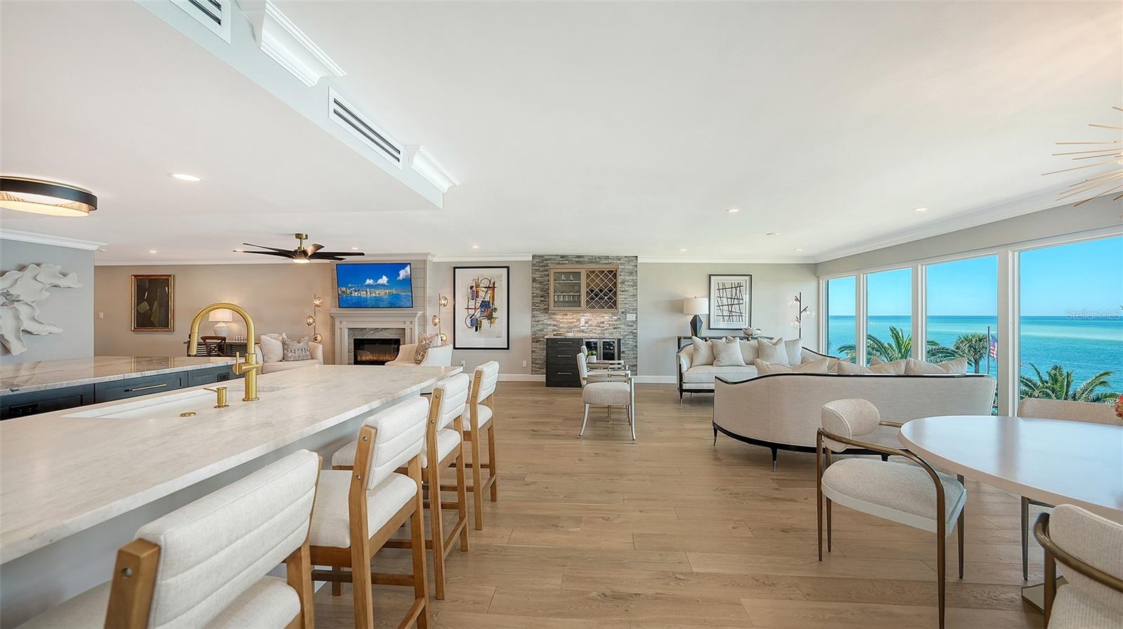 Image 11 of 39 For 4708 Ocean Boulevard E7