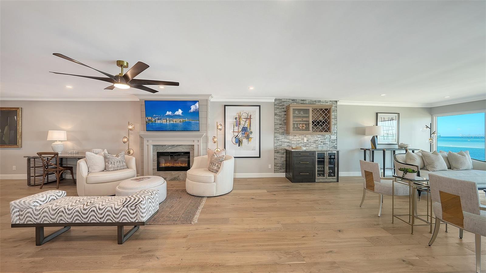 Image 17 of 39 For 4708 Ocean Boulevard E7