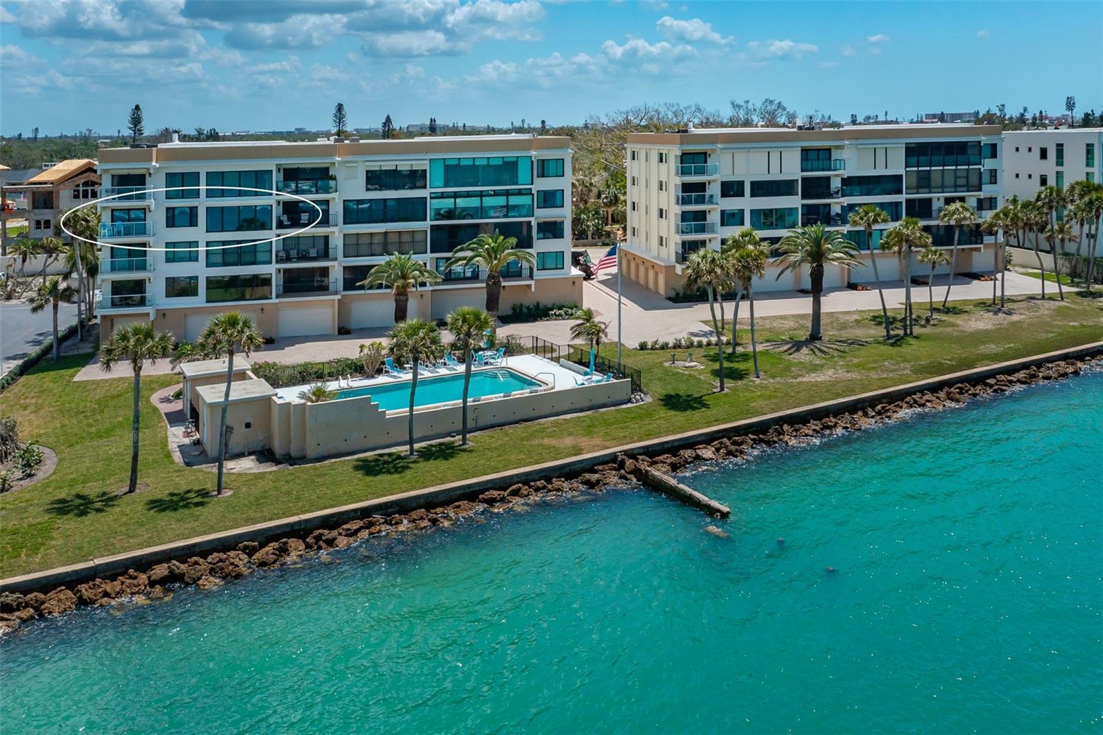 Image 34 of 39 For 4708 Ocean Boulevard E7