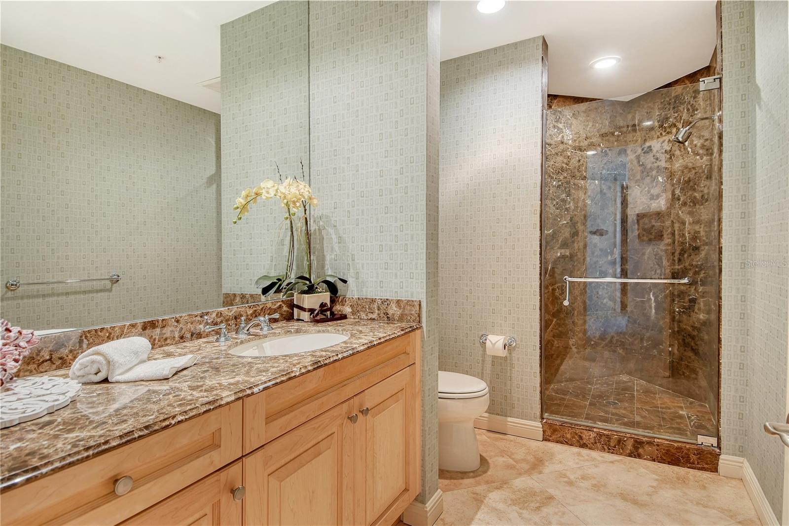 Image 30 of 75 For 1300 Benjamin Franklin Drive 709