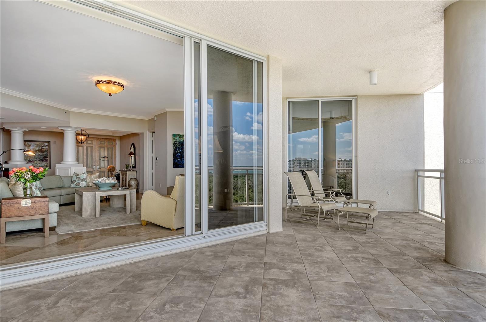Image 39 of 75 For 1300 Benjamin Franklin Drive 709