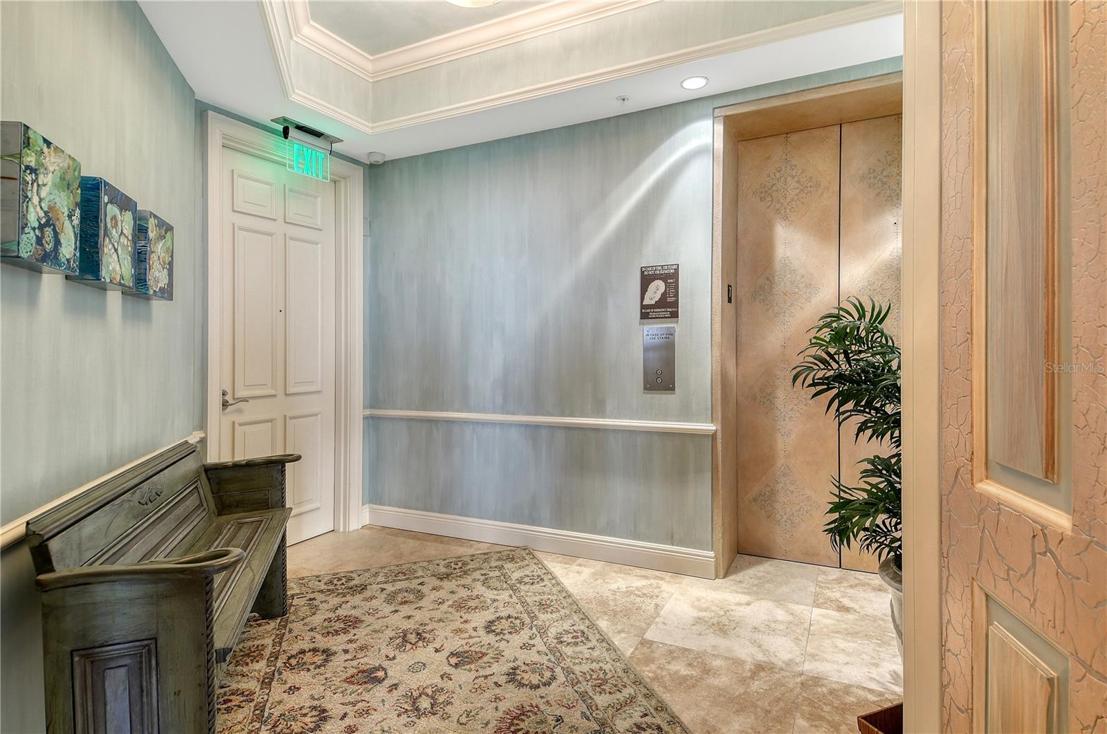 Image 7 of 75 For 1300 Benjamin Franklin Drive 709