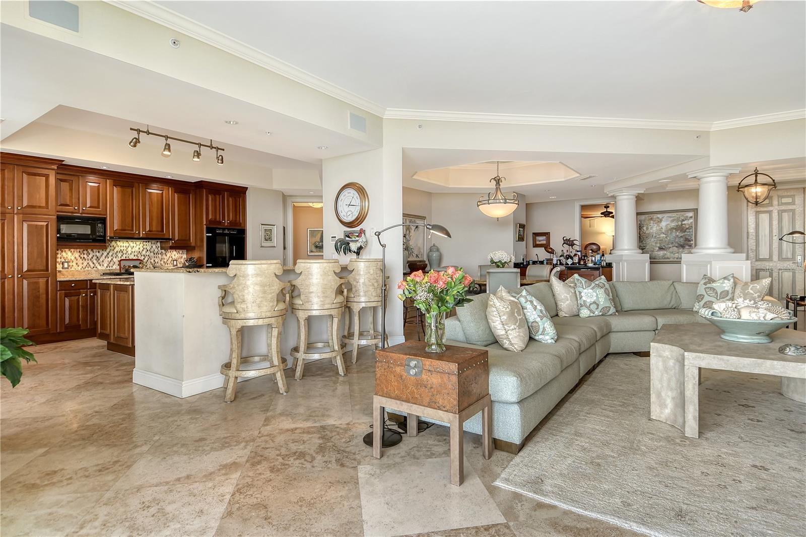 Image 9 of 75 For 1300 Benjamin Franklin Drive 709