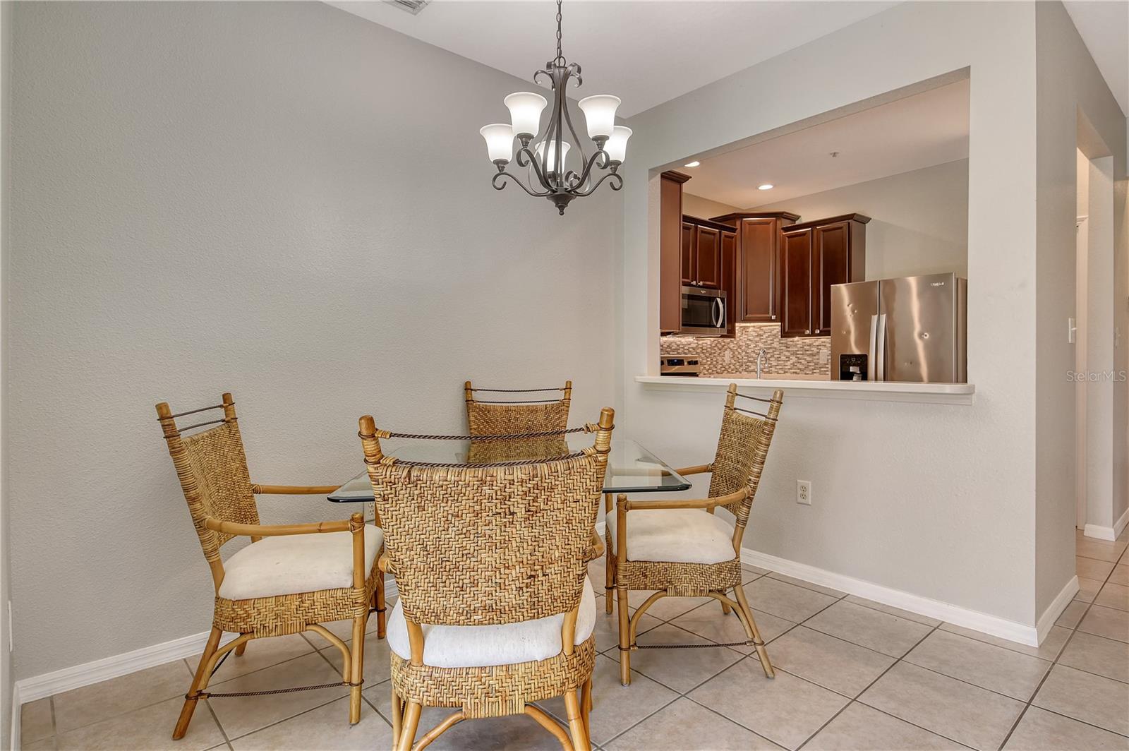 Image 13 of 38 For 3486 Parkridge Circle 32-101