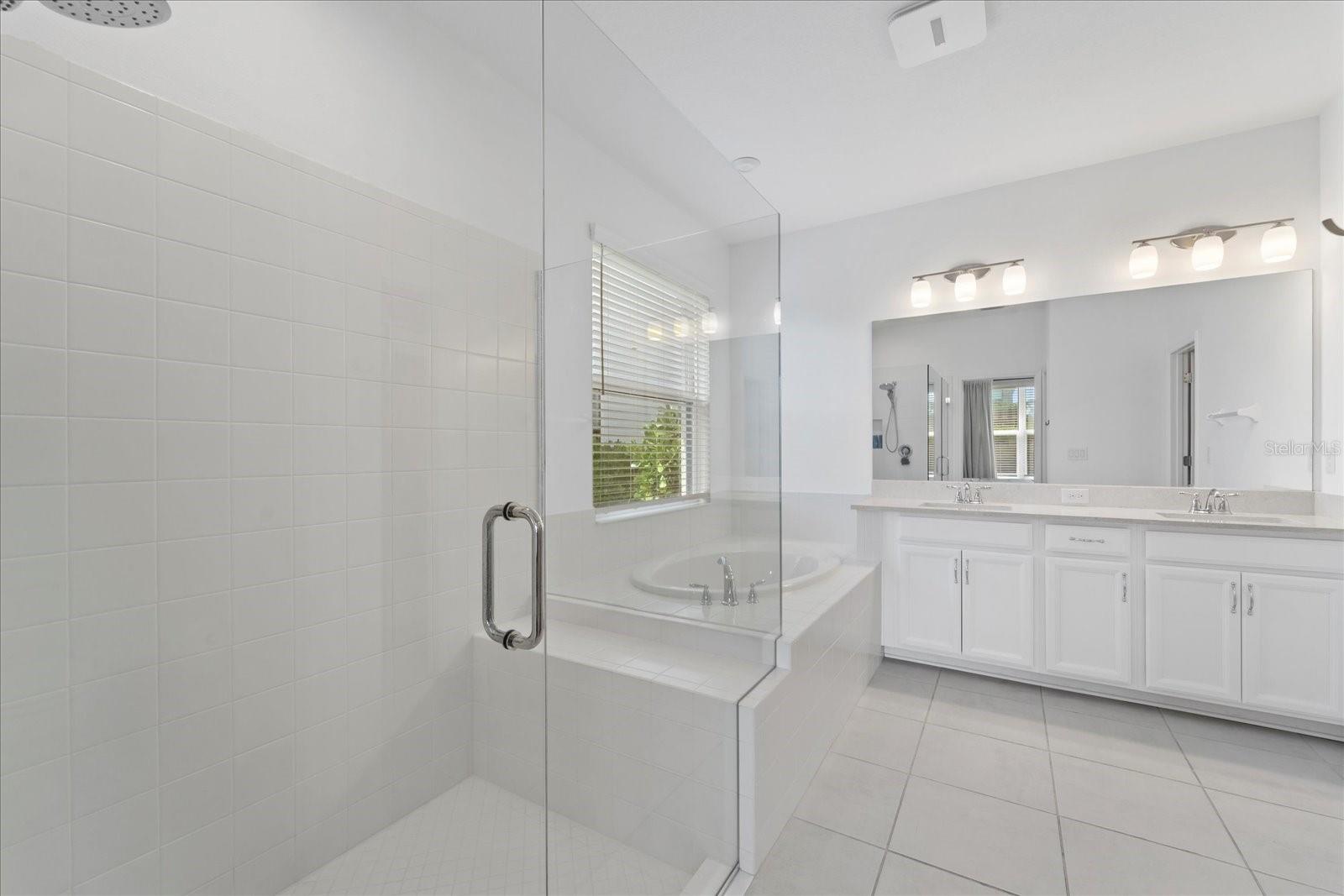 Image 16 of 94 For 8257 Shooting Star Road
