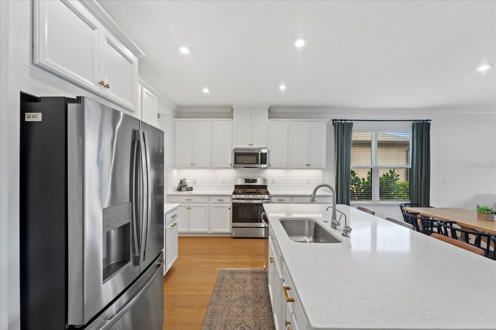 Image 4 of 94 For 8257 Shooting Star Road