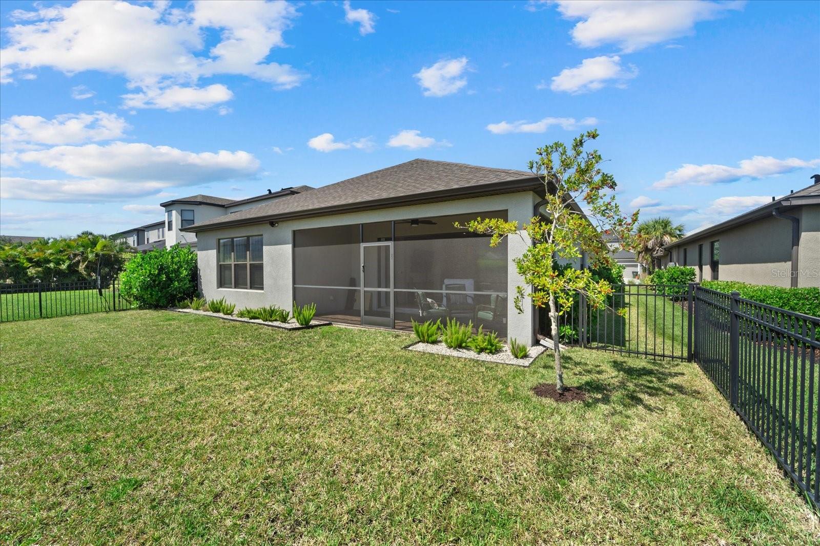 Image 79 of 94 For 8257 Shooting Star Road