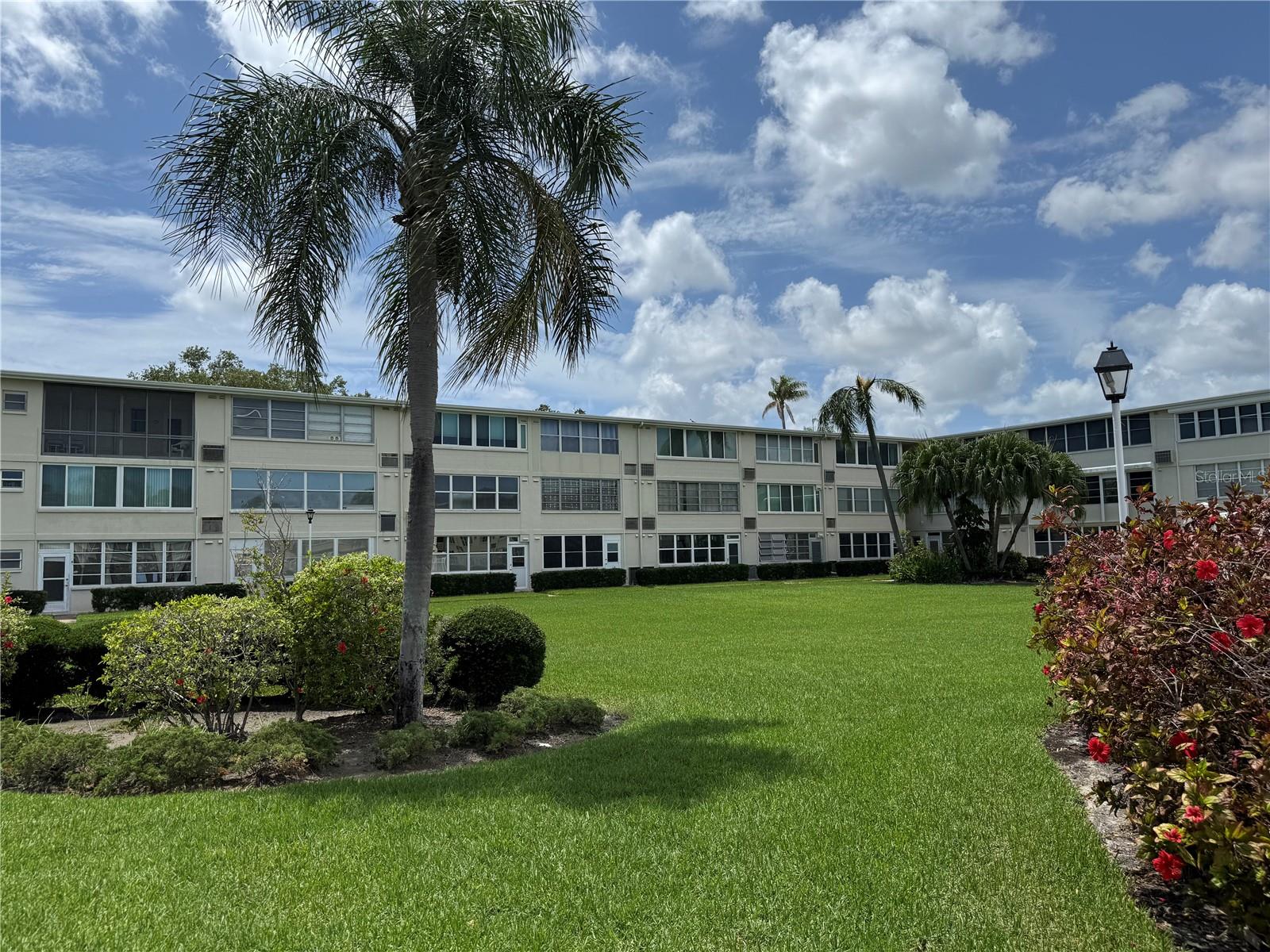 Image 39 of 44 For 8101 11th Street N 320