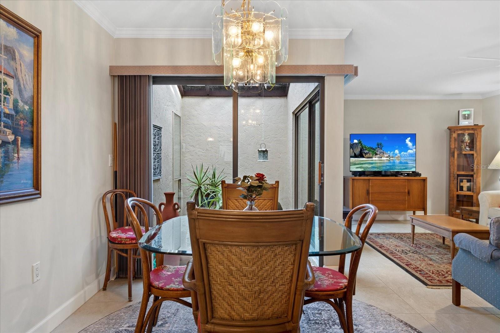 Image 15 of 44 For 3953 Glen Oaks Manor Drive