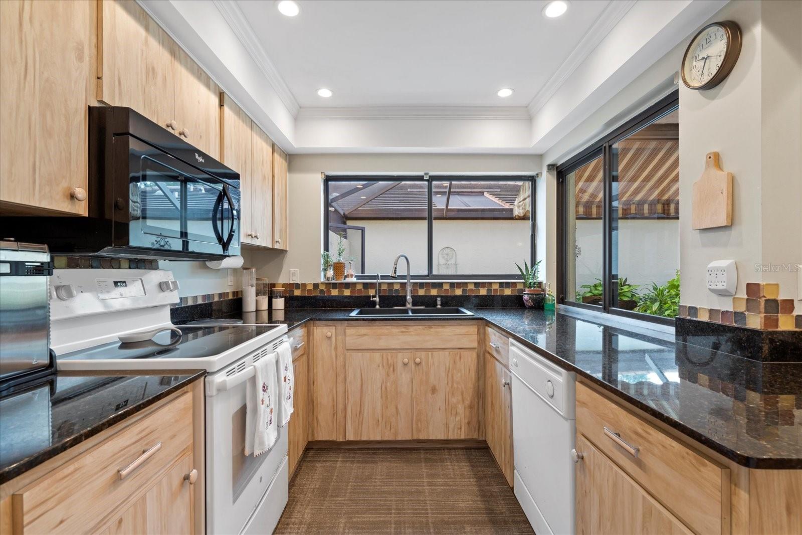 Image 7 of 44 For 3953 Glen Oaks Manor Drive