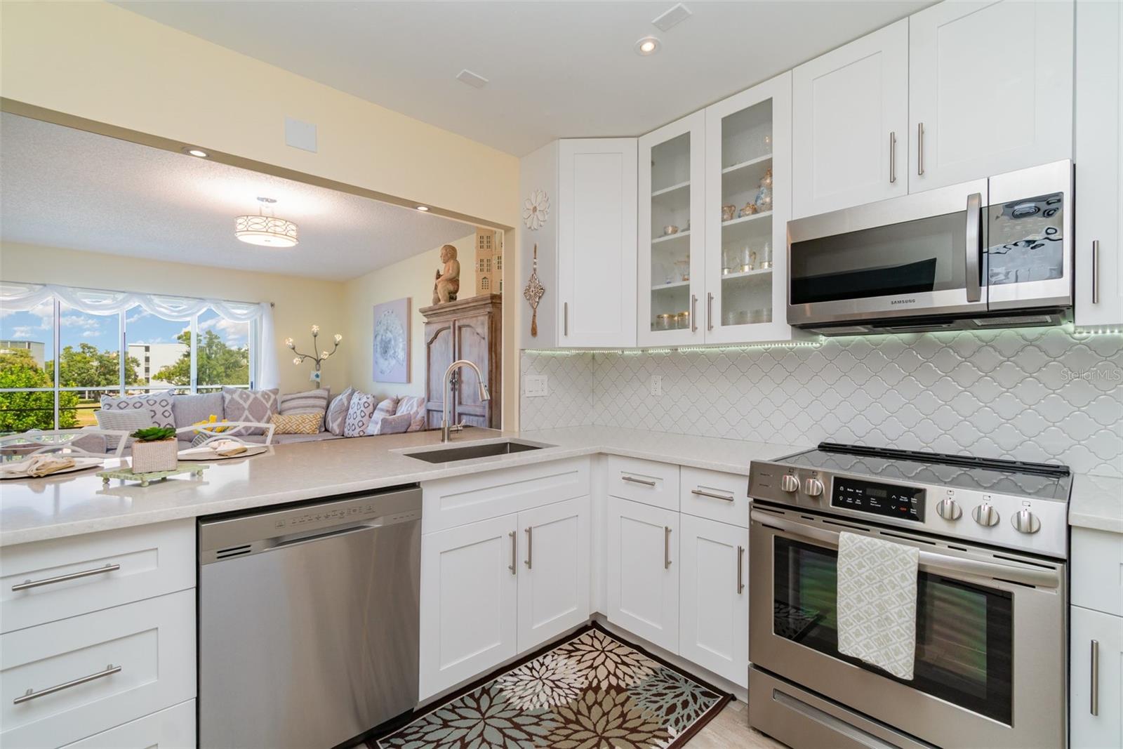 Image 11 of 33 For 4240 Ironwood Circle 302a