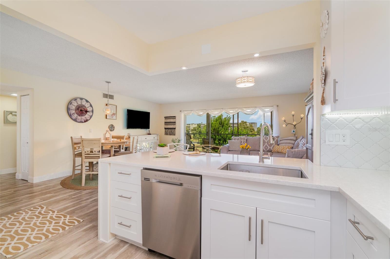 Image 13 of 33 For 4240 Ironwood Circle 302a