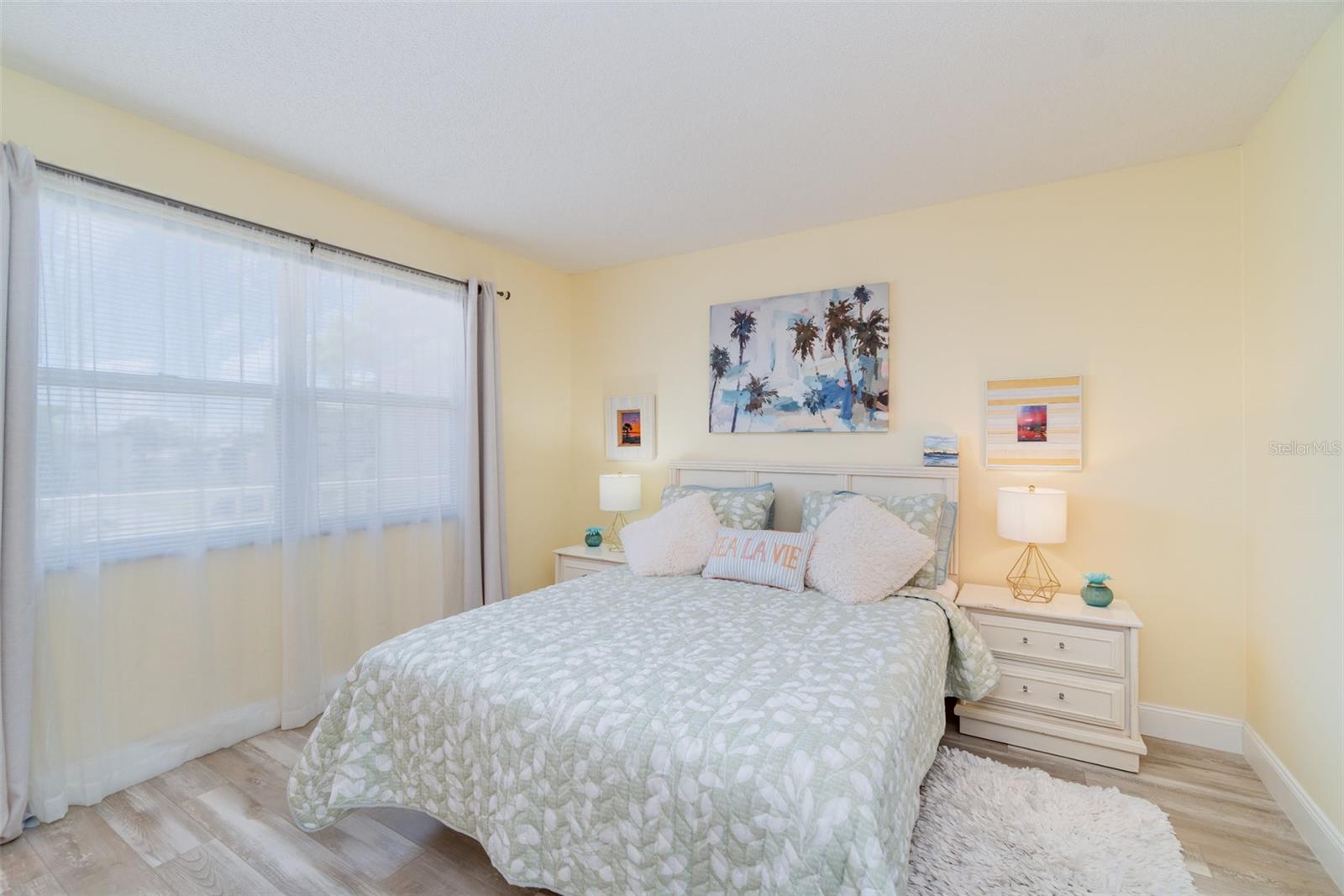Image 19 of 33 For 4240 Ironwood Circle 302a