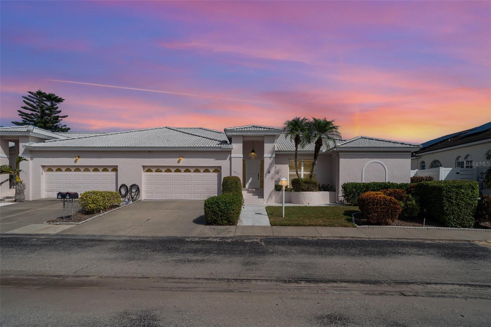 Details for 4817 61st Avenue Drive W 10b, BRADENTON, FL 34210